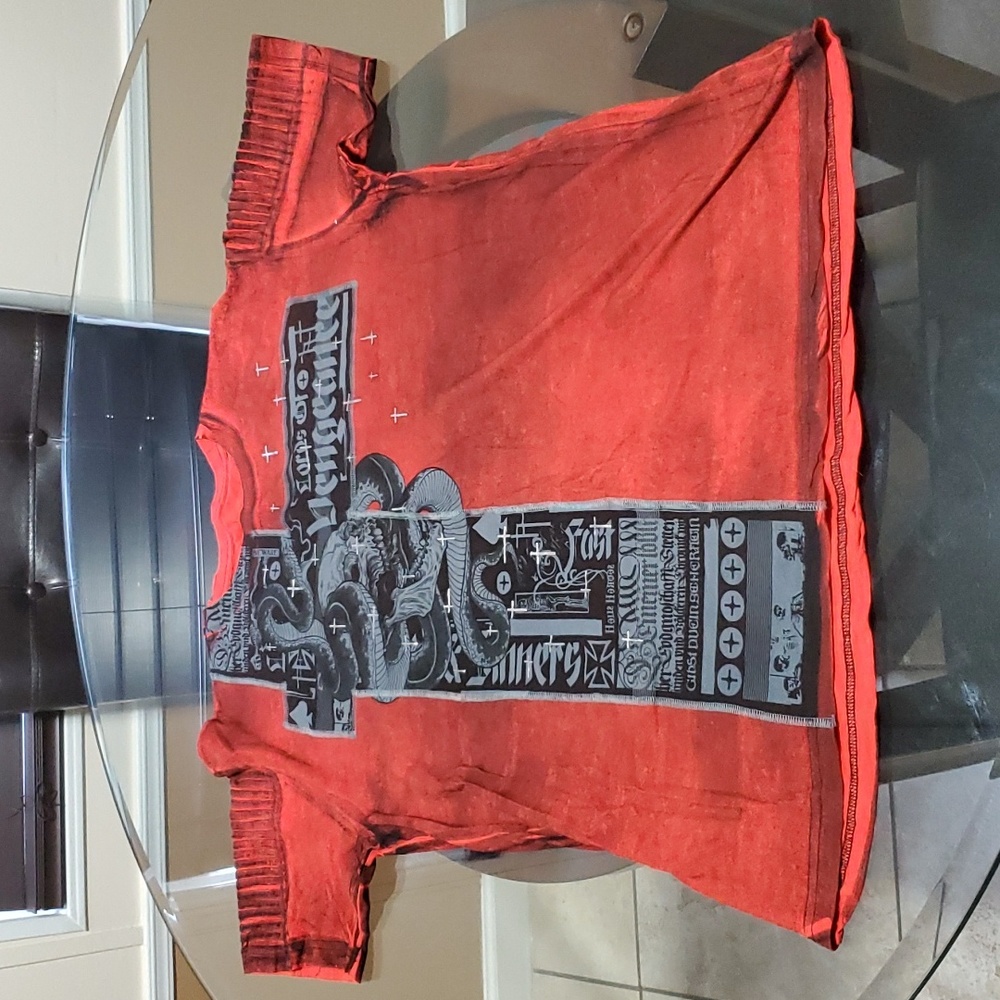 Affliction holiday bundles are back!! 3 xl tees for price of 1.